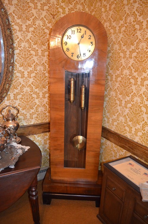 Property photo 16 - Major Antique Auction - Multi-Generational Collection